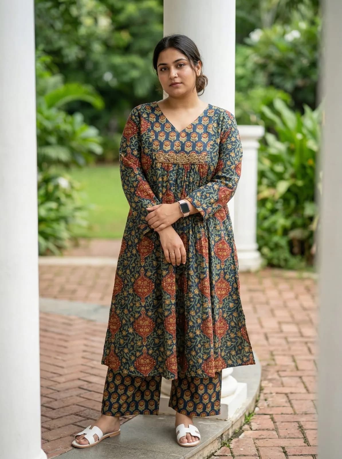HAND WORK TOP BOTTOM SET