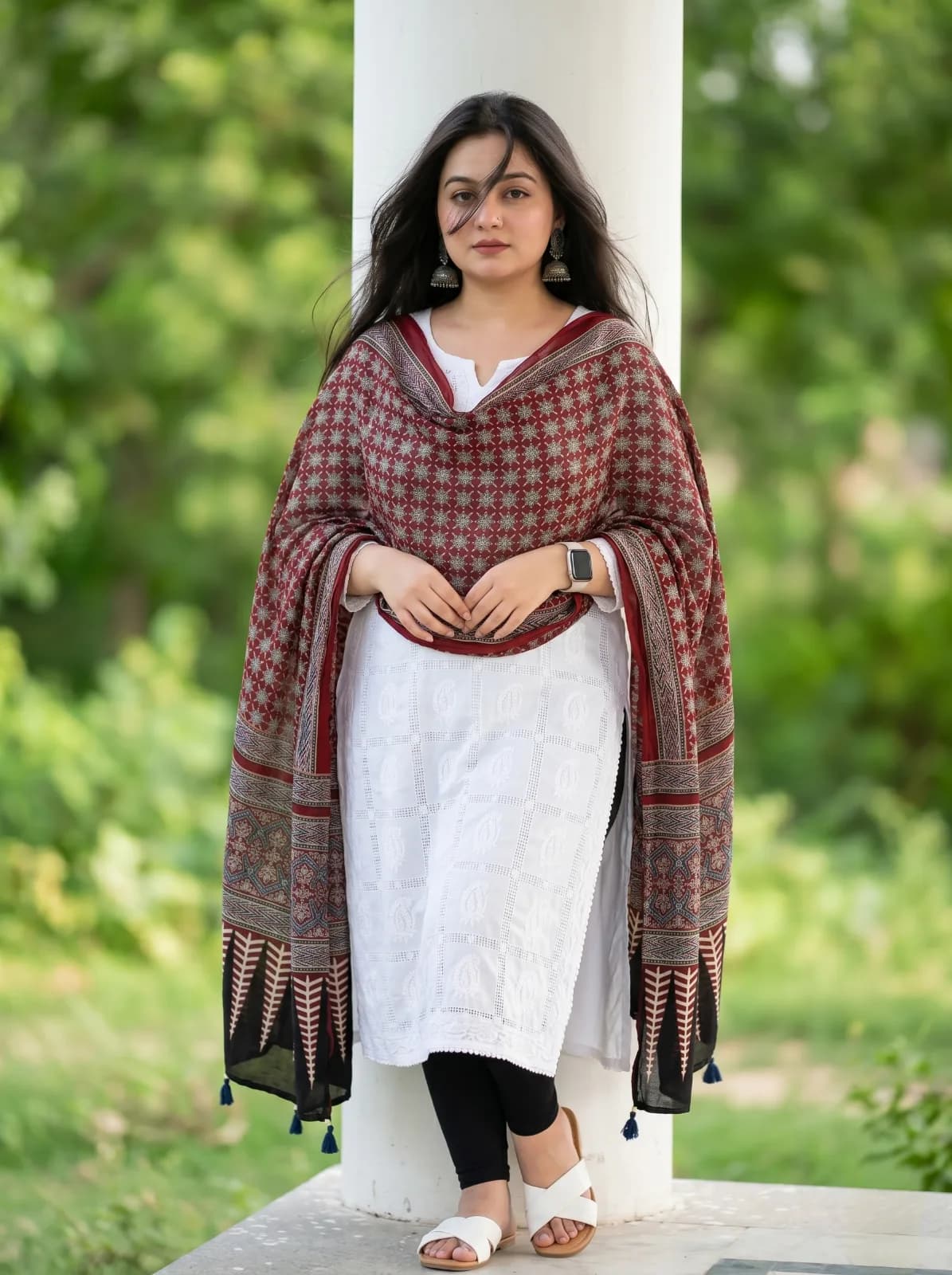 MODAL DUPATTA - alternate view